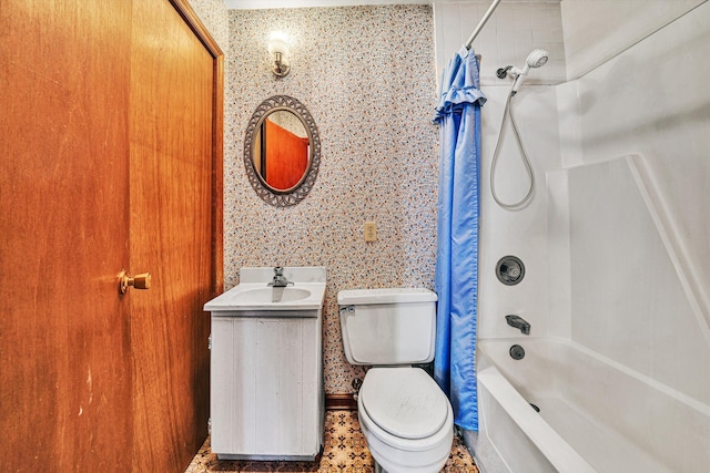 full bathroom with vanity, toilet, and shower / bath combo