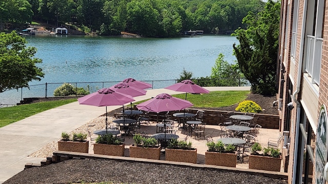 1057 Barrow Hills Dr, Huddleston, VA 24104 - water view featuring a heavily wooded area and fence