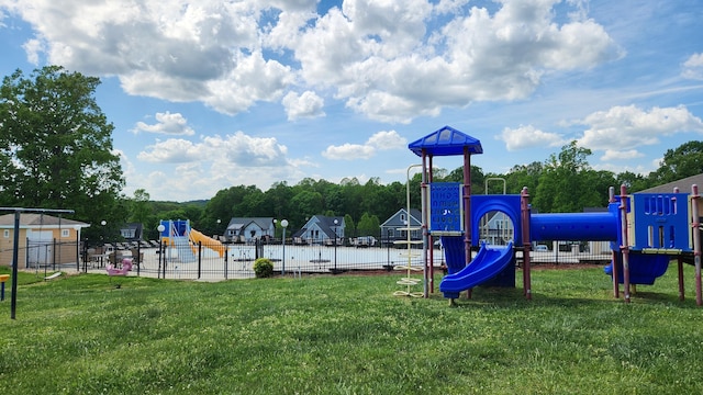 1057 Barrow Hills Dr, Huddleston, VA 24104 - view of community play area