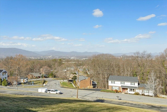 1909 Pelham Dr, Roanoke, VA 24018 - property view of mountains