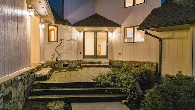 3615 Dogwood Ln SW, Roanoke, VA 24015 - property entrance featuring roof with shingles
