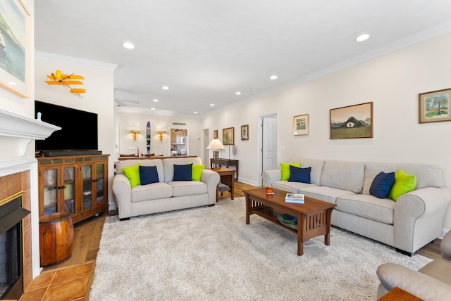 living room featuring ornamental molding