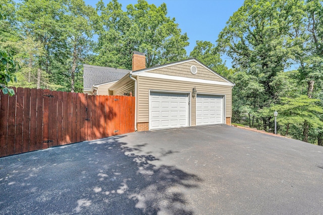 4937 Greenlee Rd SW, Roanoke, VA 24018 - garage with asphalt driveway
