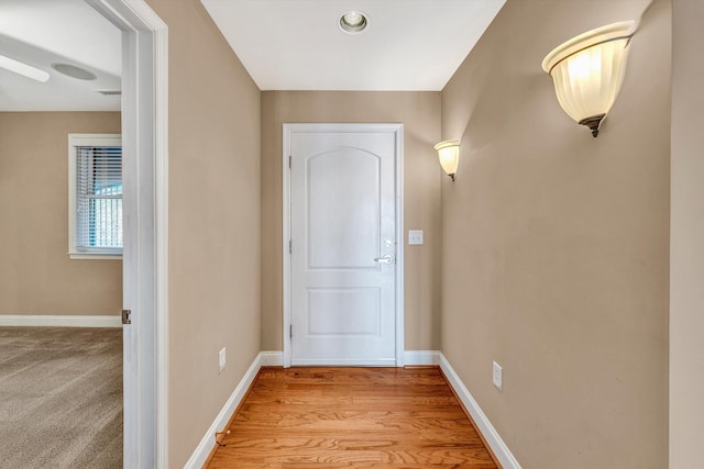 entryway with visible vents and baseboards