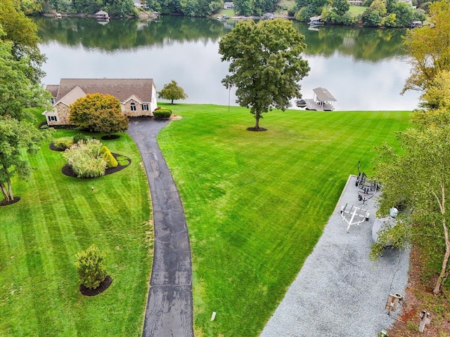 bird's eye view featuring a water view