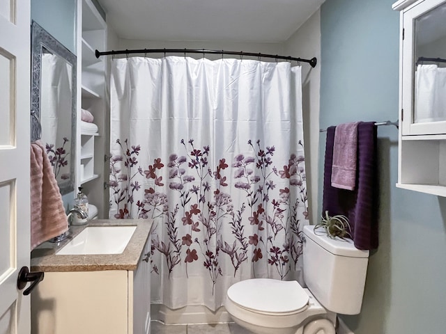 full bath with a shower with curtain, toilet, and vanity