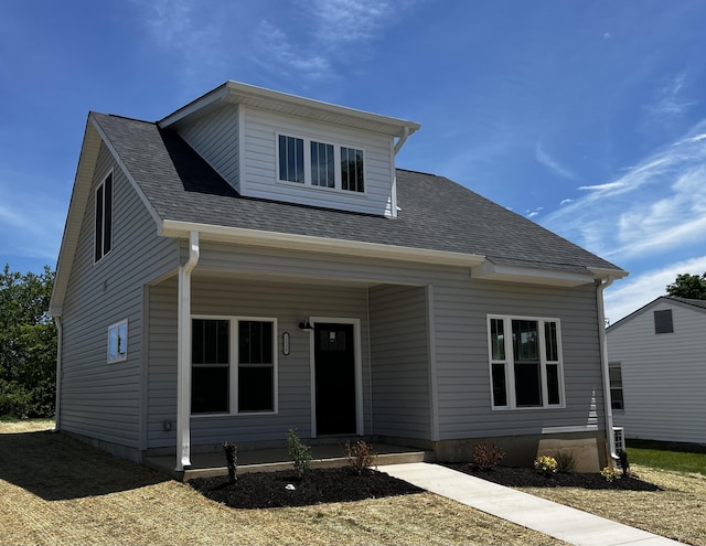 2236 Kenwood Blvd SE, Roanoke, VA 24013 - view of front of home with covered porch and roof with shingles