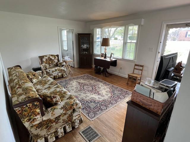 23 Upland Dr, Salem, VA 24153 - living room with wood finished floors