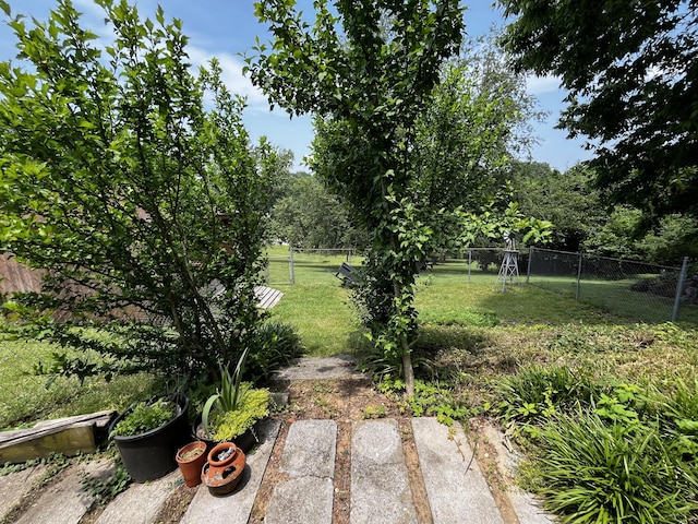 23 Upland Dr, Salem, VA 24153 - view of yard