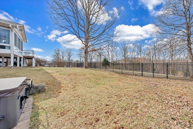 view of yard featuring a fenced backyard