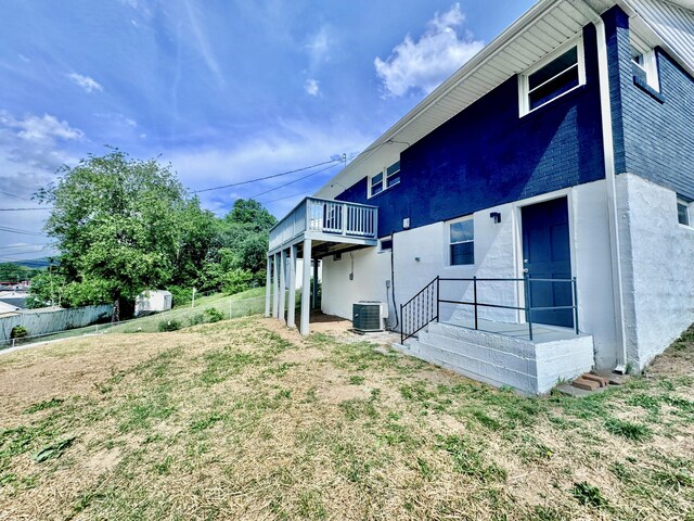 418 Victor Ave NE, Roanoke, VA 24012 - rear view of property with stucco siding