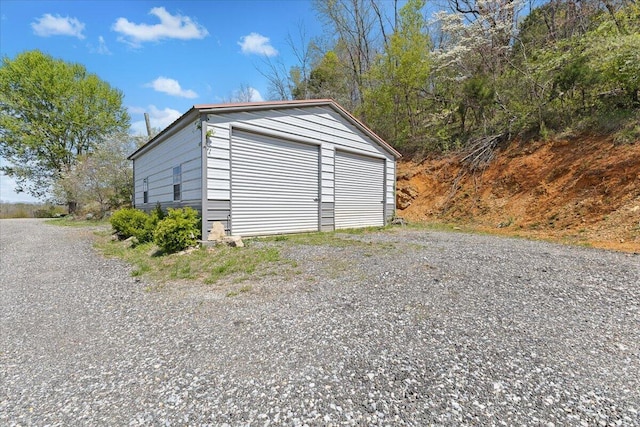 view of detached garage
