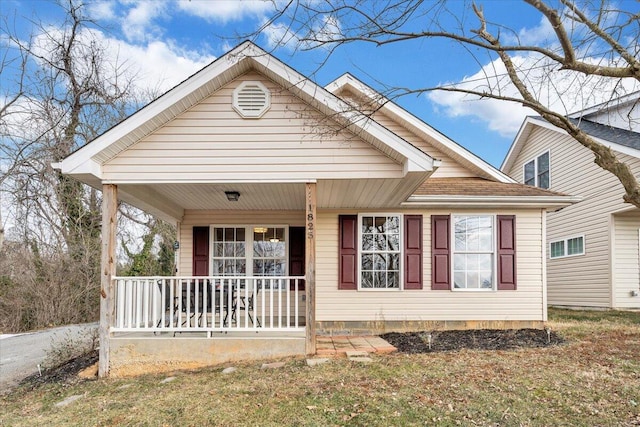 view of front facade with covered porch