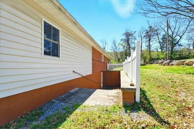 2351 Reese Mountain Rd, Elliston, VA 24087 - view of side of home with fence