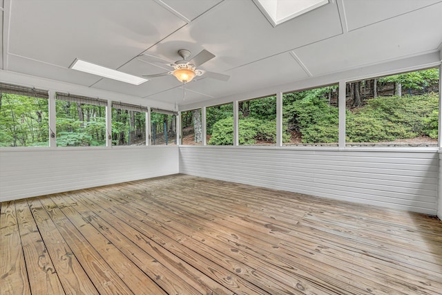 5653 Orchard Valley Cir, Roanoke, VA 24018 - unfurnished sunroom featuring a skylight and a ceiling fan