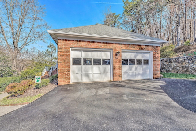 5653 Orchard Valley Cir, Roanoke, VA 24018 - view of detached garage
