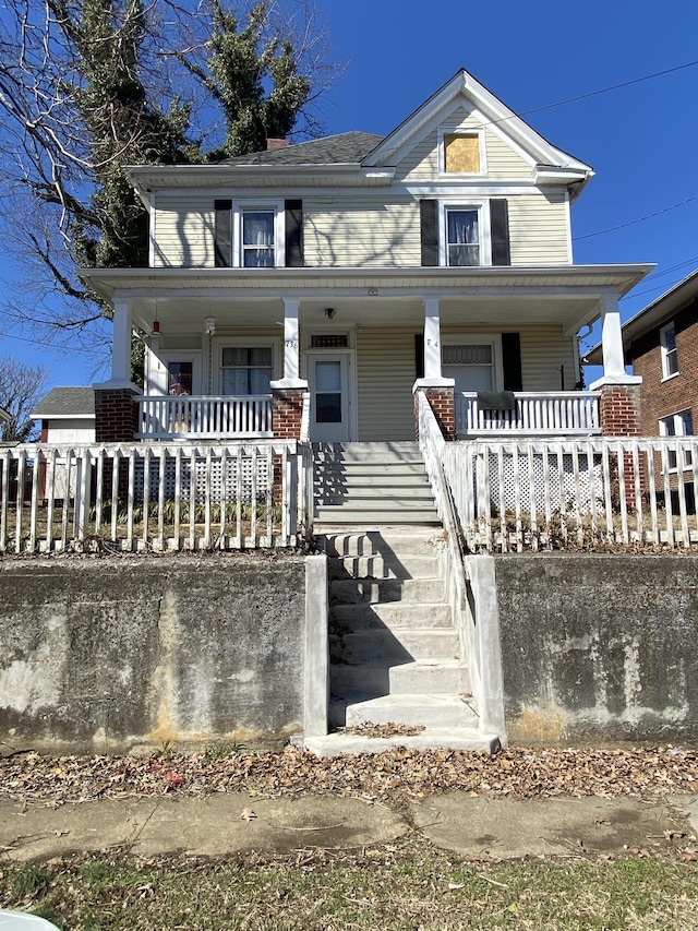 view of front facade featuring a porch