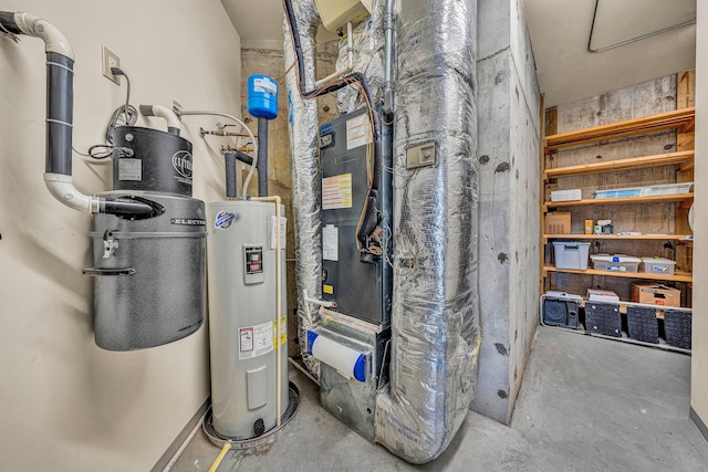 20 Waverly Ct, Moneta, VA 24121 - utility room with electric water heater