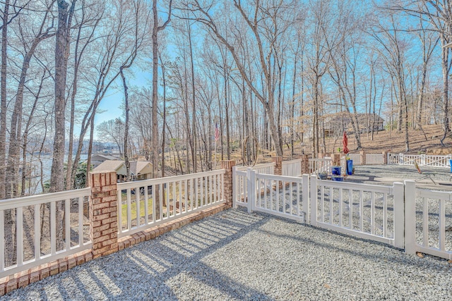 20 Waverly Ct, Moneta, VA 24121 - view of gate