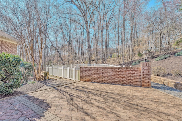20 Waverly Ct, Moneta, VA 24121 - view of patio featuring fence