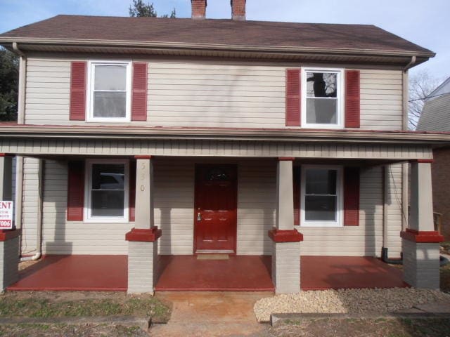 view of front facade with covered porch