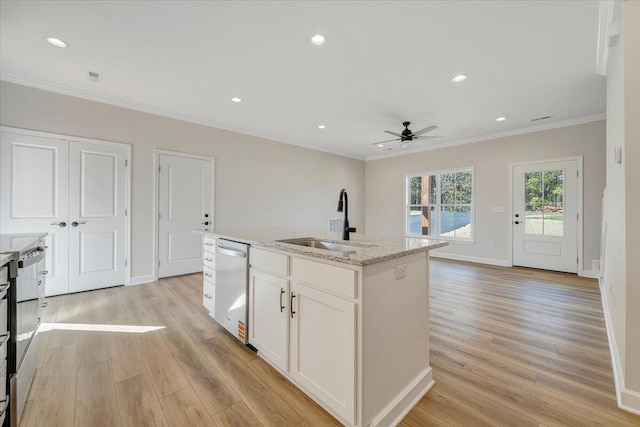 kitchen with light wood-type flooring, crown molding, ceiling fan, stainless steel dishwasher, and a sink