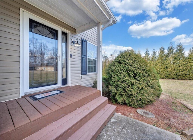 view of property entrance