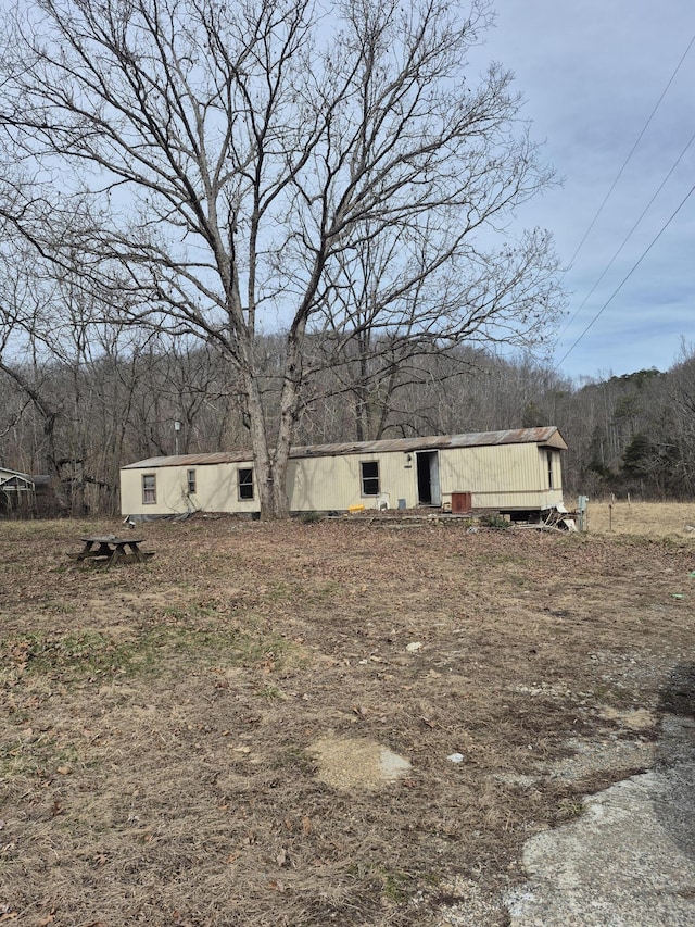 Listing photo 2 for 1075 Lithia Rd, Buchanan VA 24066