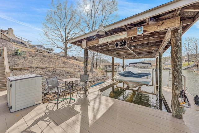 dock area featuring boat lift