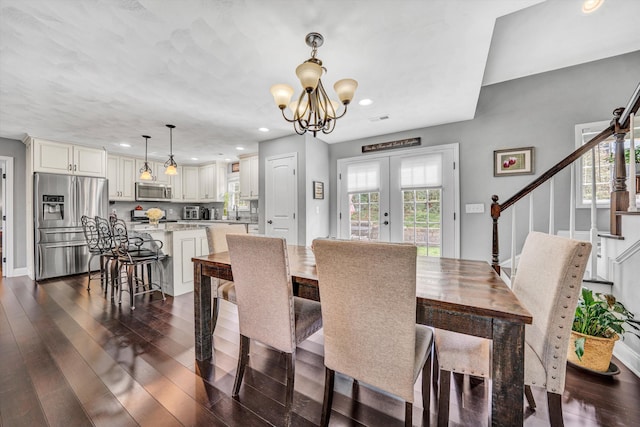 dining room with visible vents, a chandelier, dark wood-style floors, and recessed lighting