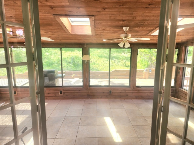 7167 Bent Mountain Rd, Roanoke, VA 24018 - unfurnished sunroom featuring ceiling fan and a skylight