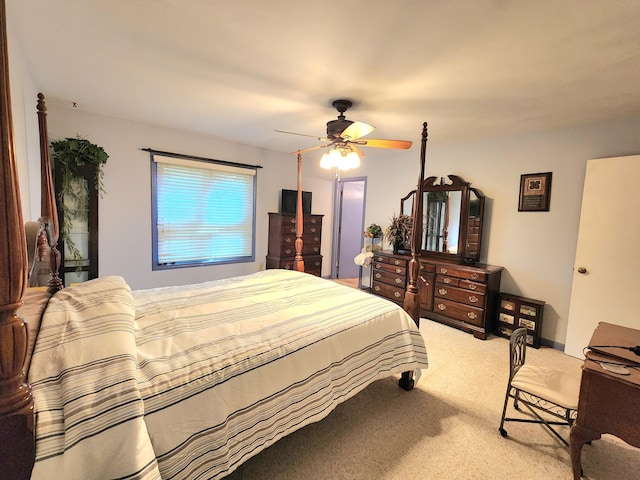 7167 Bent Mountain Rd, Roanoke, VA 24018 - carpeted bedroom featuring a ceiling fan