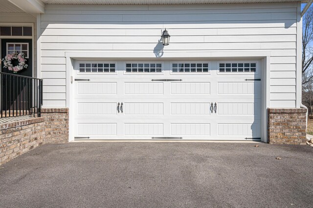 1042 Round Meadow Dr, Christiansburg, VA 24073 - garage with driveway