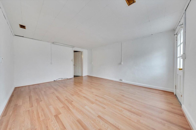 1401 Grove Dr, Pulaski, VA 24301 - unfurnished room with light wood-style floors and baseboards