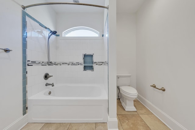 7425 Willow Leaf Cir, Roanoke, VA 24018 - full bath featuring toilet, tile patterned flooring, shower / tub combination, and baseboards