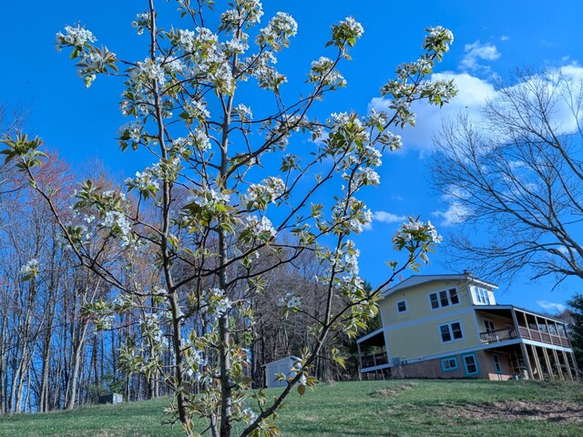 475 Loss Bent Rd NW, Riner, VA 24149 - view of grassy yard with a deck
