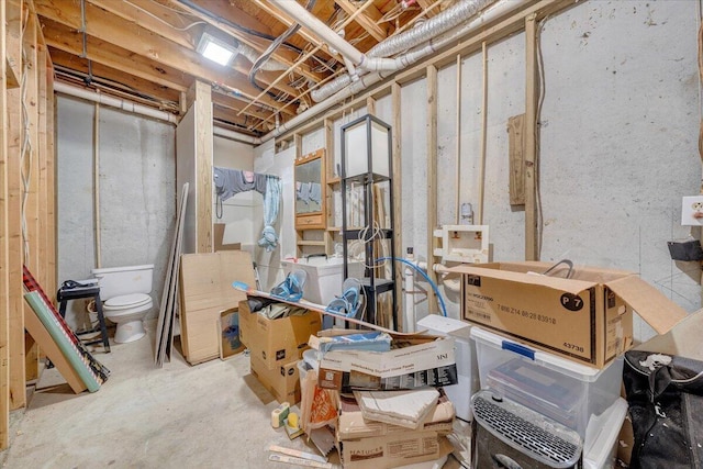 view of unfinished basement