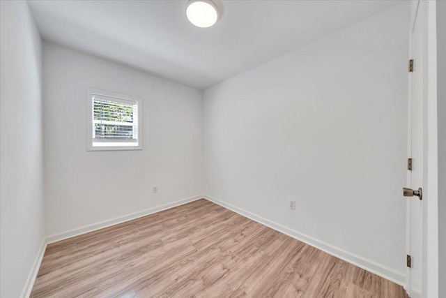 1113 17th St SE, Roanoke, VA 24013 - empty room with baseboards and light wood finished floors