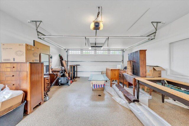 721 Mount Vernon Ave, Salem, VA 24153 - garage featuring a garage door opener