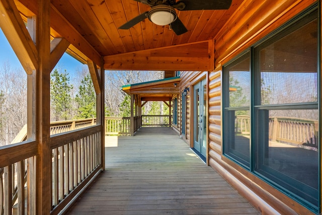 deck with ceiling fan