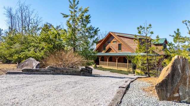 view of front of house with covered porch