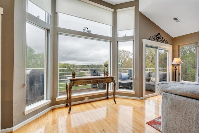 114 Waterside Cir Unit B-6, Moneta, VA 24121 - sunroom with lofted ceiling