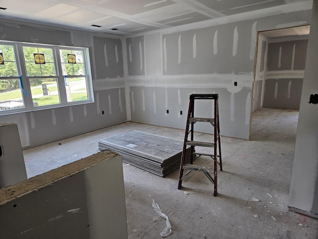 120 Pointe O Woods Dr, Huddleston, VA 24104 - view of unfurnished room