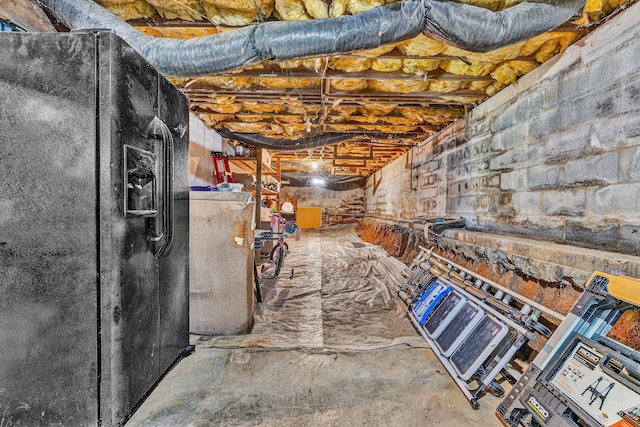 view of unfinished basement