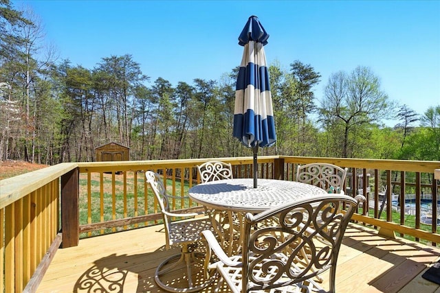 1027 Alison Ln, Vinton, VA 24179 - deck with outdoor dining space