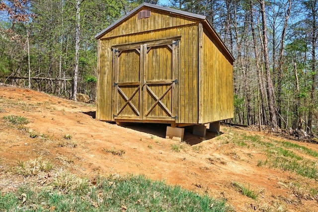 1027 Alison Ln, Vinton, VA 24179 - view of shed featuring a forest view