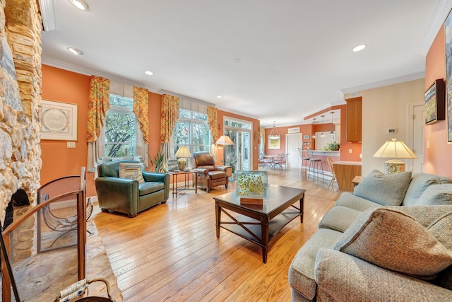 3649 Peakwood Dr SW, Roanoke, VA 24014 - living area with crown molding, light wood-style floors, and recessed lighting