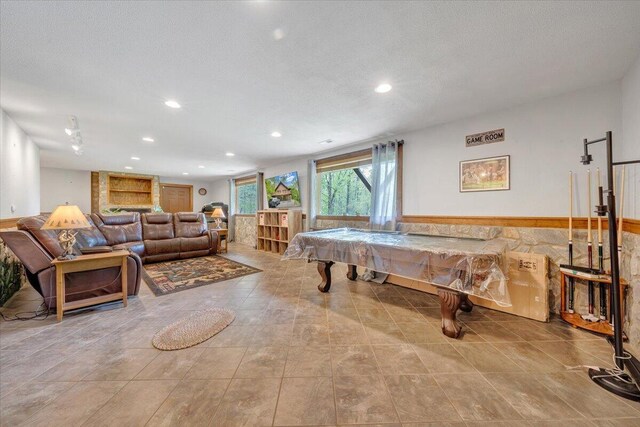 recreation room with pool table and recessed lighting