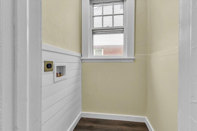 2219 Carter Rd SW, Roanoke, VA 24015 - laundry room with hookup for an electric dryer, washer hookup, baseboards, and dark wood-style floors