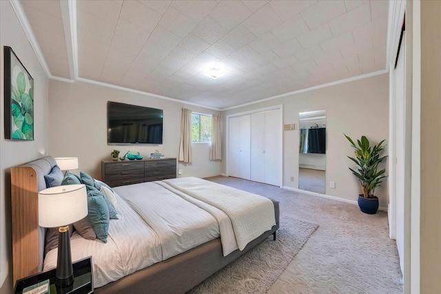 5241 N Spring Dr, Roanoke, VA 24019 - carpeted bedroom with crown molding, a closet, and baseboards